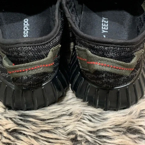 Adidas Yeezy 350 Boost Low Kanye West Triple Black Pirate Black AQ2659 BB5350 - Picture 6 of 11